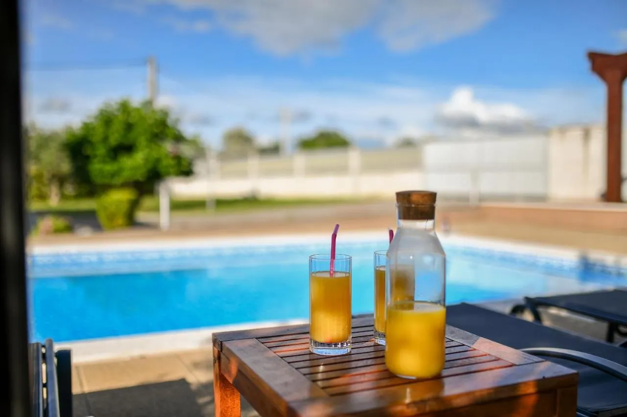 Villa Andrea With Private Heathed Pool Debeljak